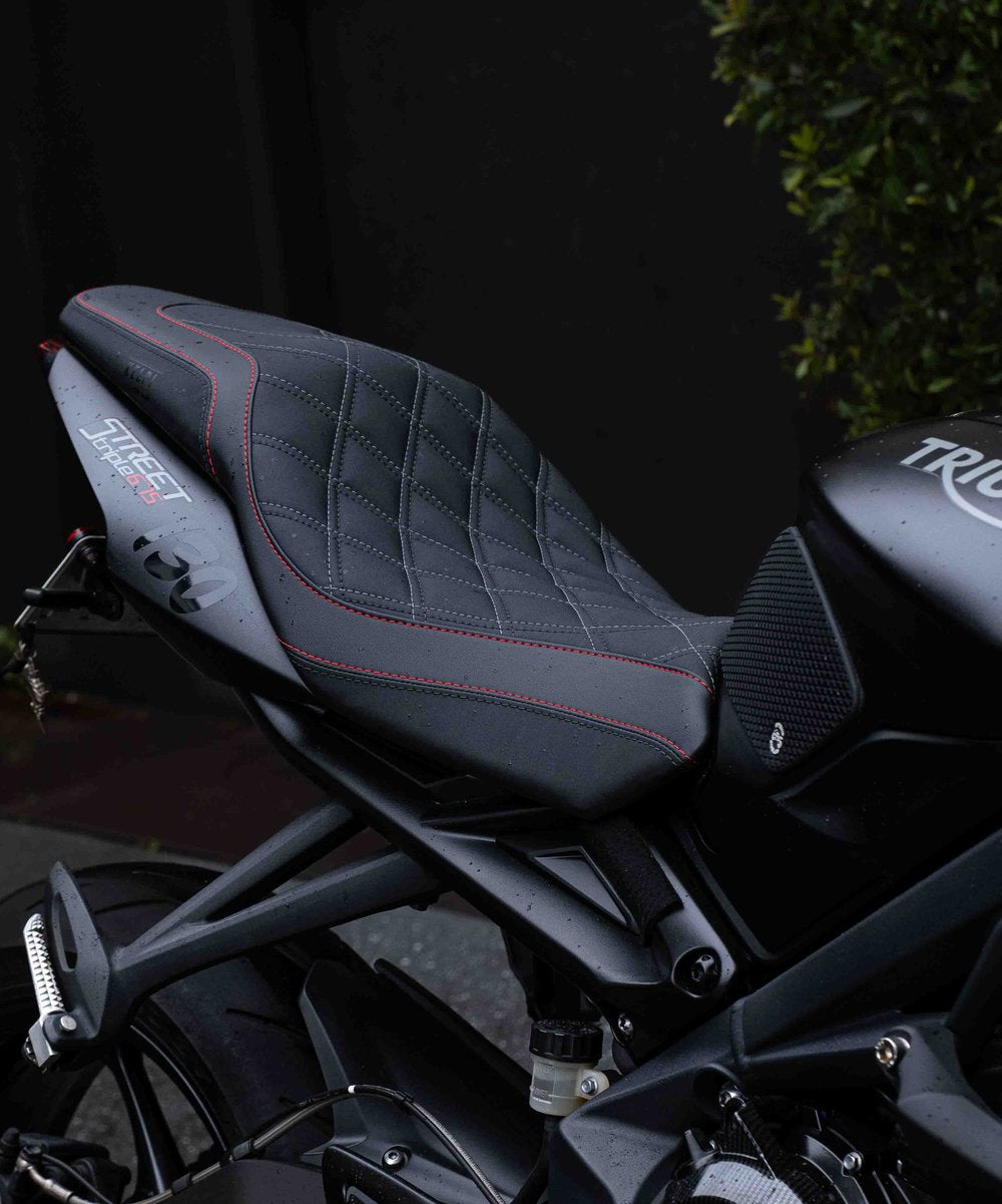 TRIUMPH STREET TRIPLE 675 (2013-2017) COMFORT SEAT TRIM