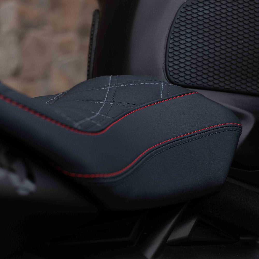 TRIUMPH STREET TRIPLE 675 (2013-2017) COMFORT SEAT TRIM