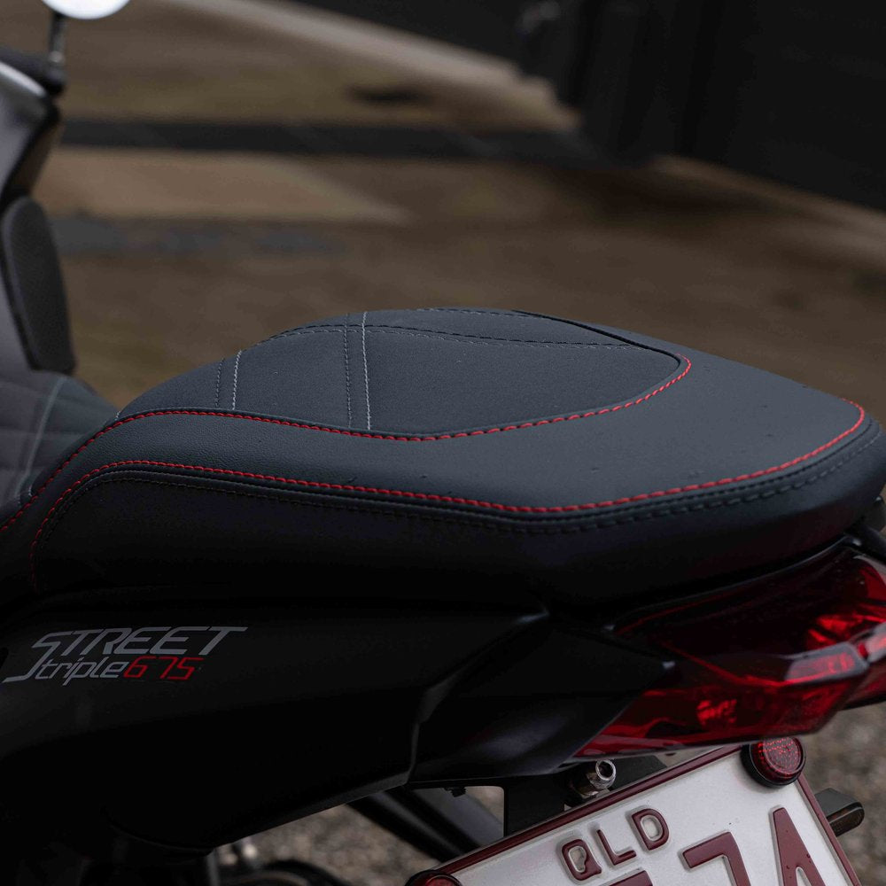 TRIUMPH STREET TRIPLE 675 (2013-2017) COMFORT SEAT TRIM