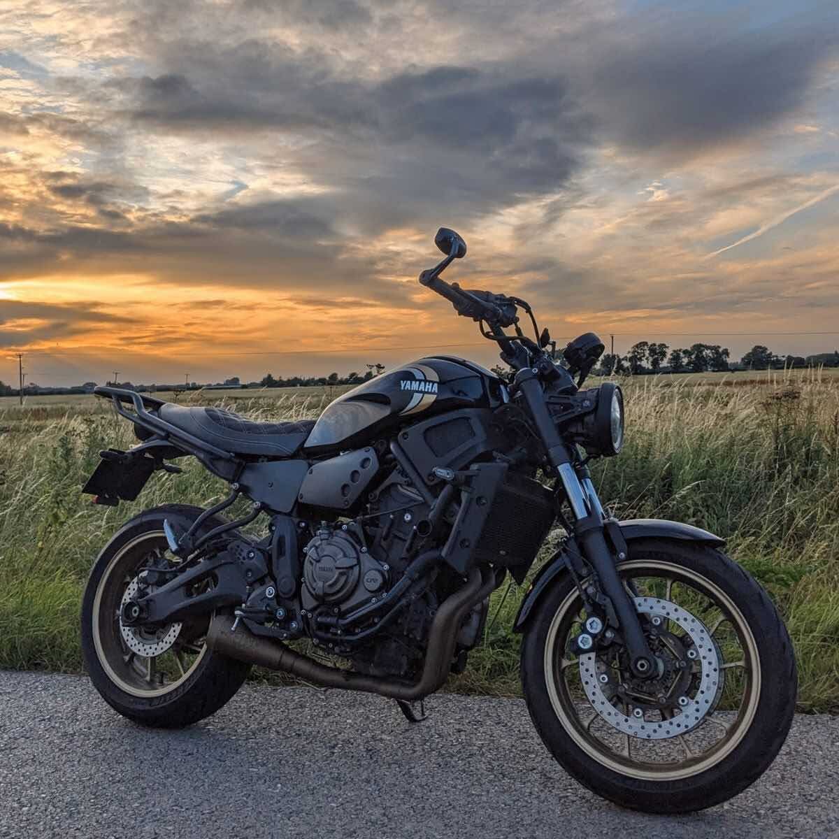 YAMAHA XSR700 (2016-2025) FULL STAINLESS EXHAUST SYSTEM