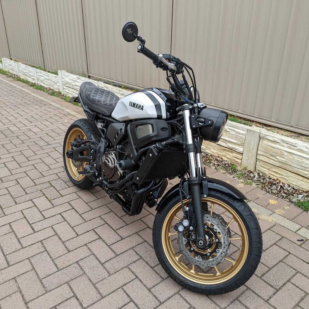 YAMAHA XSR700 (2016-2025) FULL STAINLESS EXHAUST SYSTEM