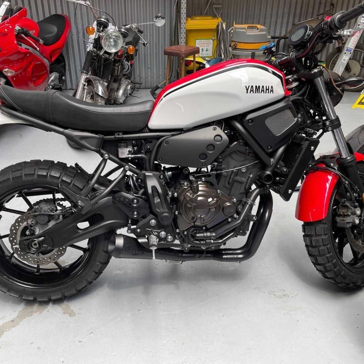 YAMAHA XSR700 (2016-2025) FULL STAINLESS EXHAUST SYSTEM