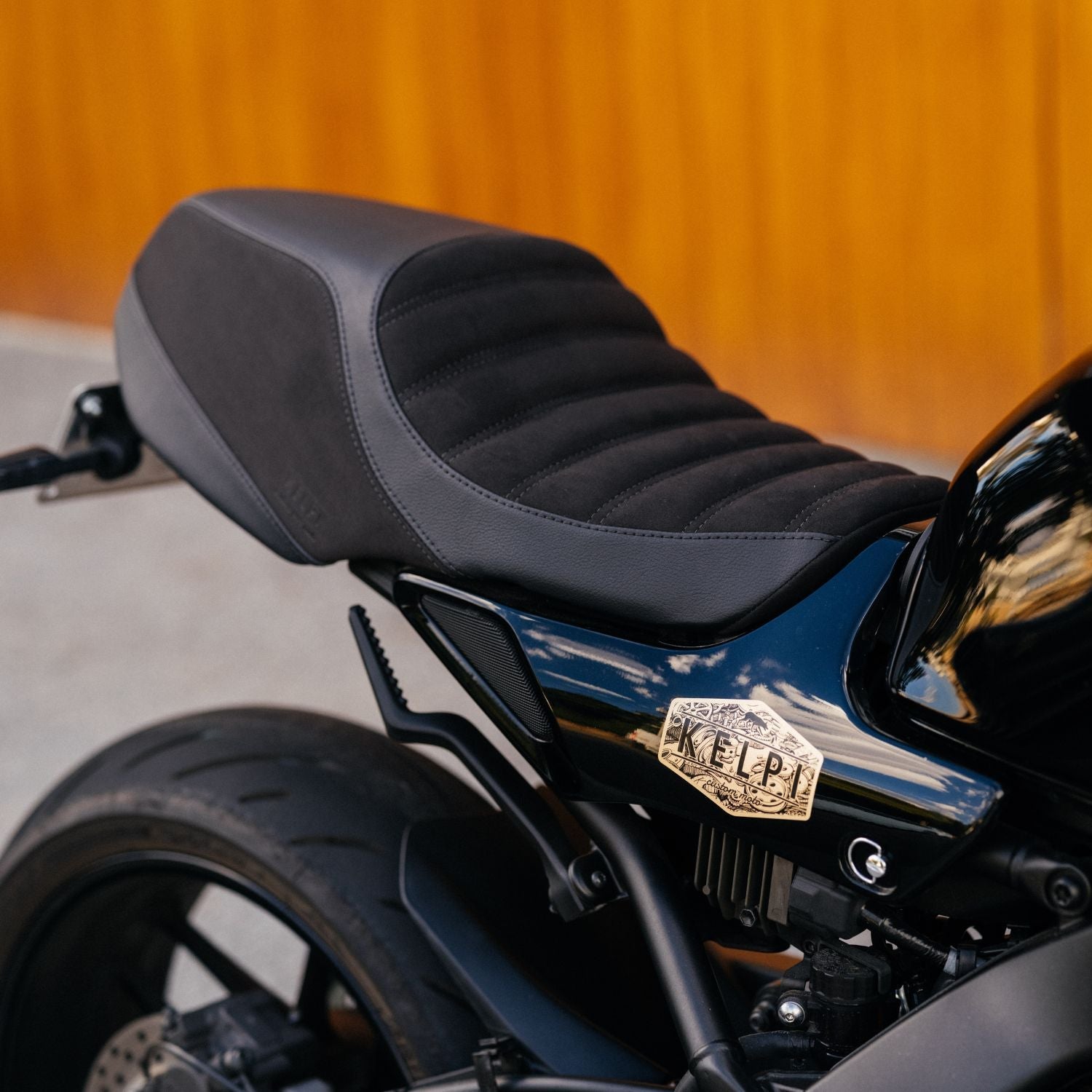 Yamaha XSR900 (2022-2024) Comfort Seat Trim | Kelpi Custom Moto Yamaha XSR900 (2022-2024) Comfort Seat Trim | Kelpi Custom Moto