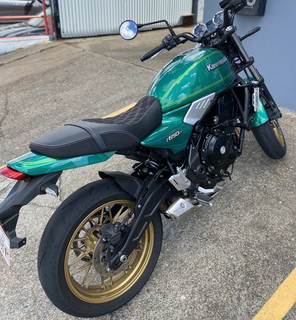 KAWASAKI Z650RS (2022+) CUSTOM SEAT TRIM