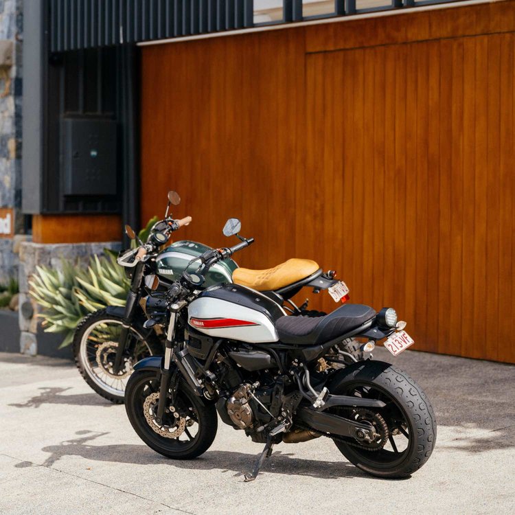 YAMAHA XSR700 (2016+) RESHAPED SEAT TRIM