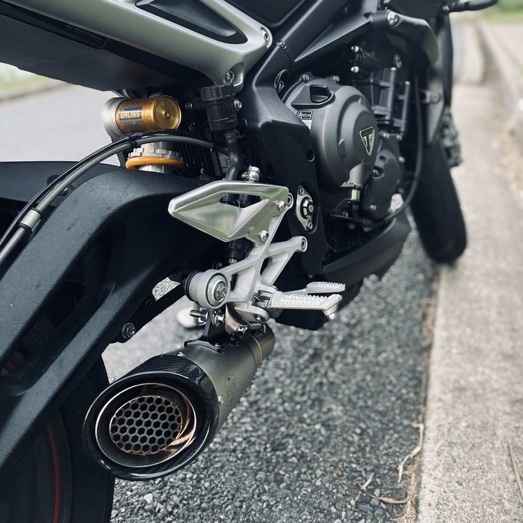 TRIUMPH 765/660 (2017-2022) STREET TRIPLE SLIP-ON EXHAUST
