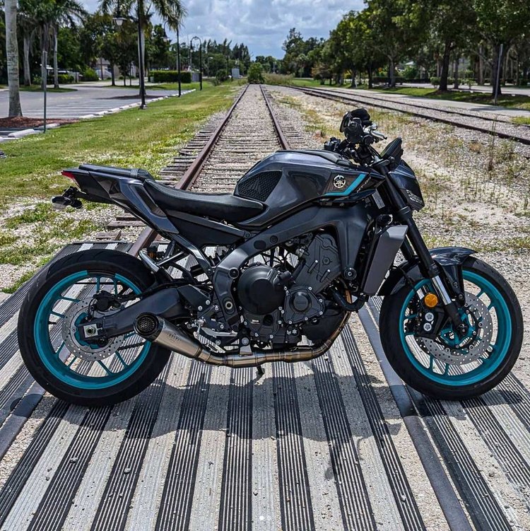 YAMAHA MT09 (2024+) FULL STAINLESS EXHAUST SYSTEM