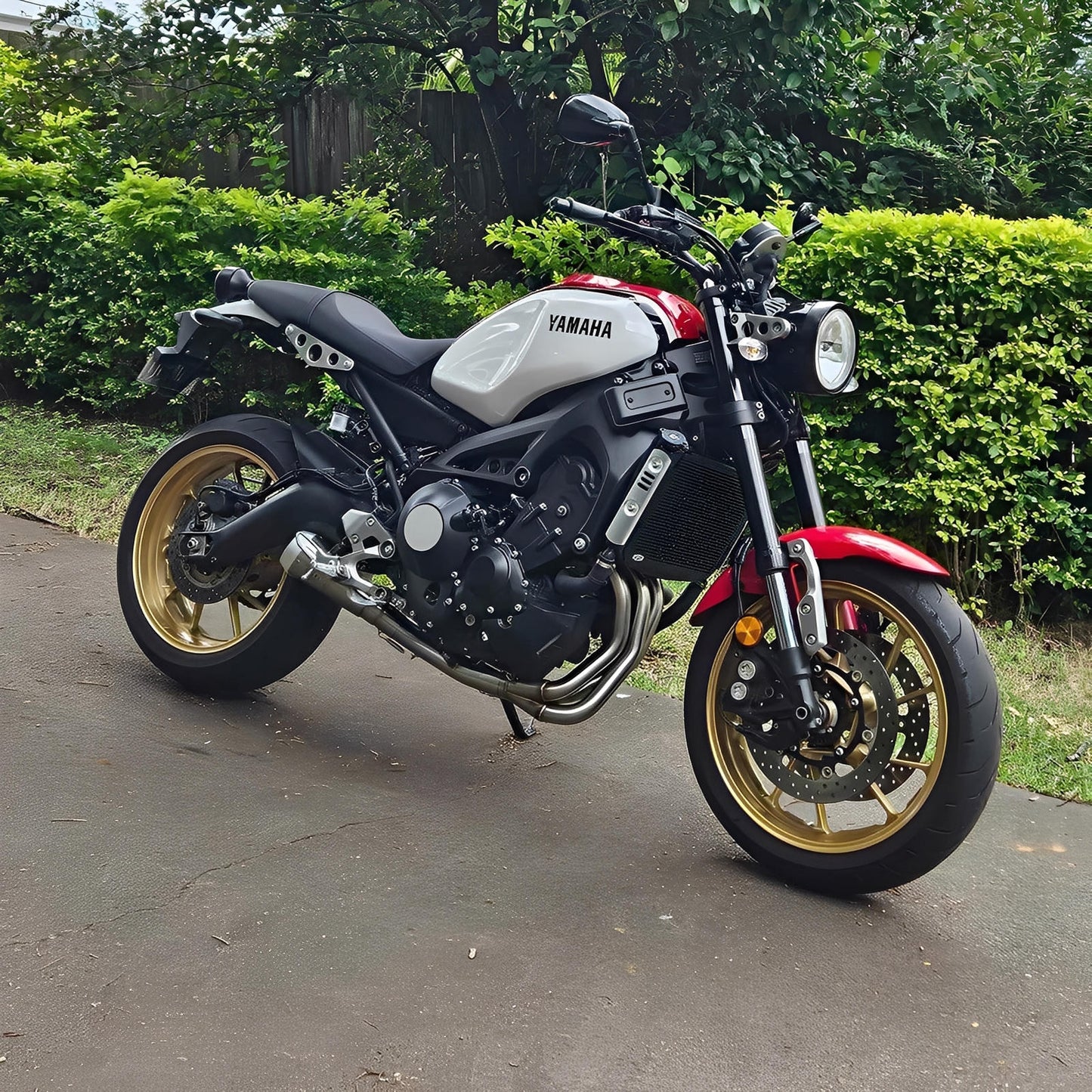 YAMAHA XSR900 (2016-2021) FULL EXHAUST SYSTEM