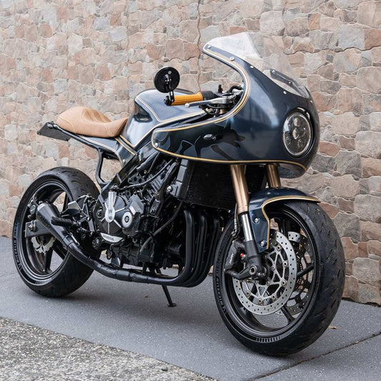 A Honda CBR600F Kelpi Custom Moto built with many modifications including the Rounder Bar end mirrors