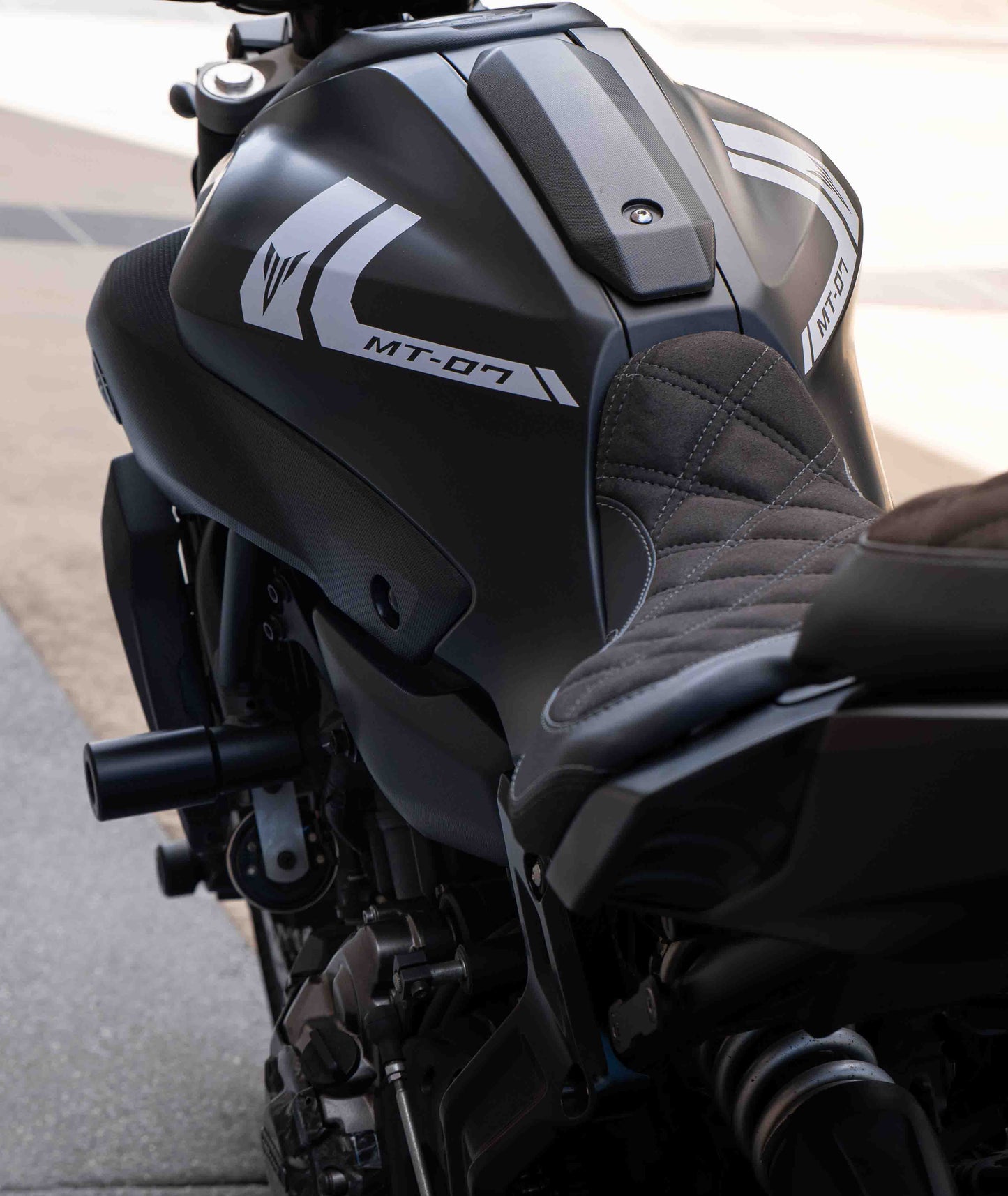 YAMAHA MT07 (2014-2017) COMFORT SEAT TRIM