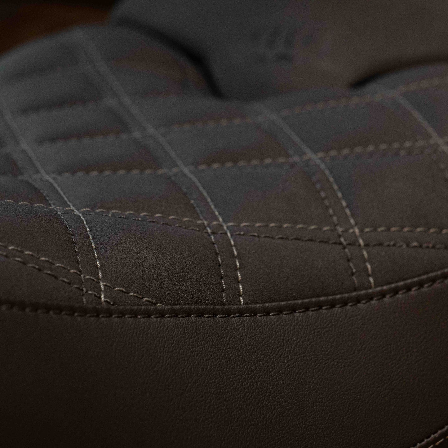 TRIUMPH DAYTONA 660 (2024+) CUSTOM SEAT TRIM