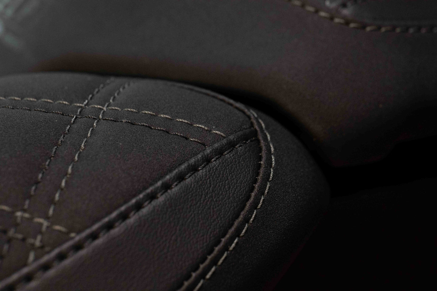 TRIUMPH DAYTONA 660 (2024+) CUSTOM SEAT TRIM