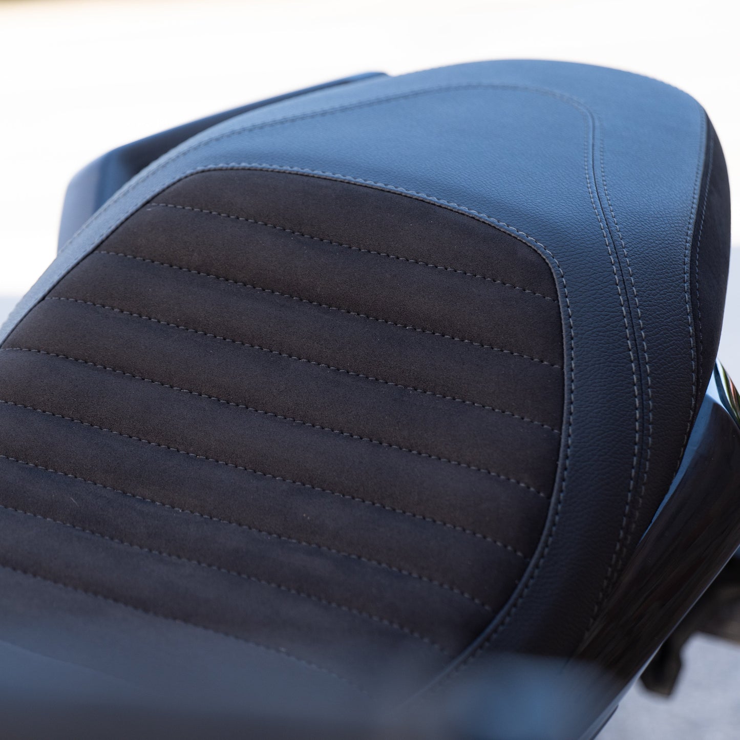 A Triumph Tiger Sport 660 with a Kelpi Custom Moto comfort seat trim