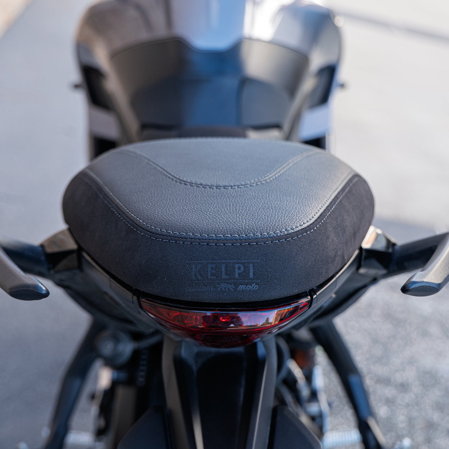 A Triumph Tiger Sport 660 with a Kelpi Custom Moto comfort seat trim
