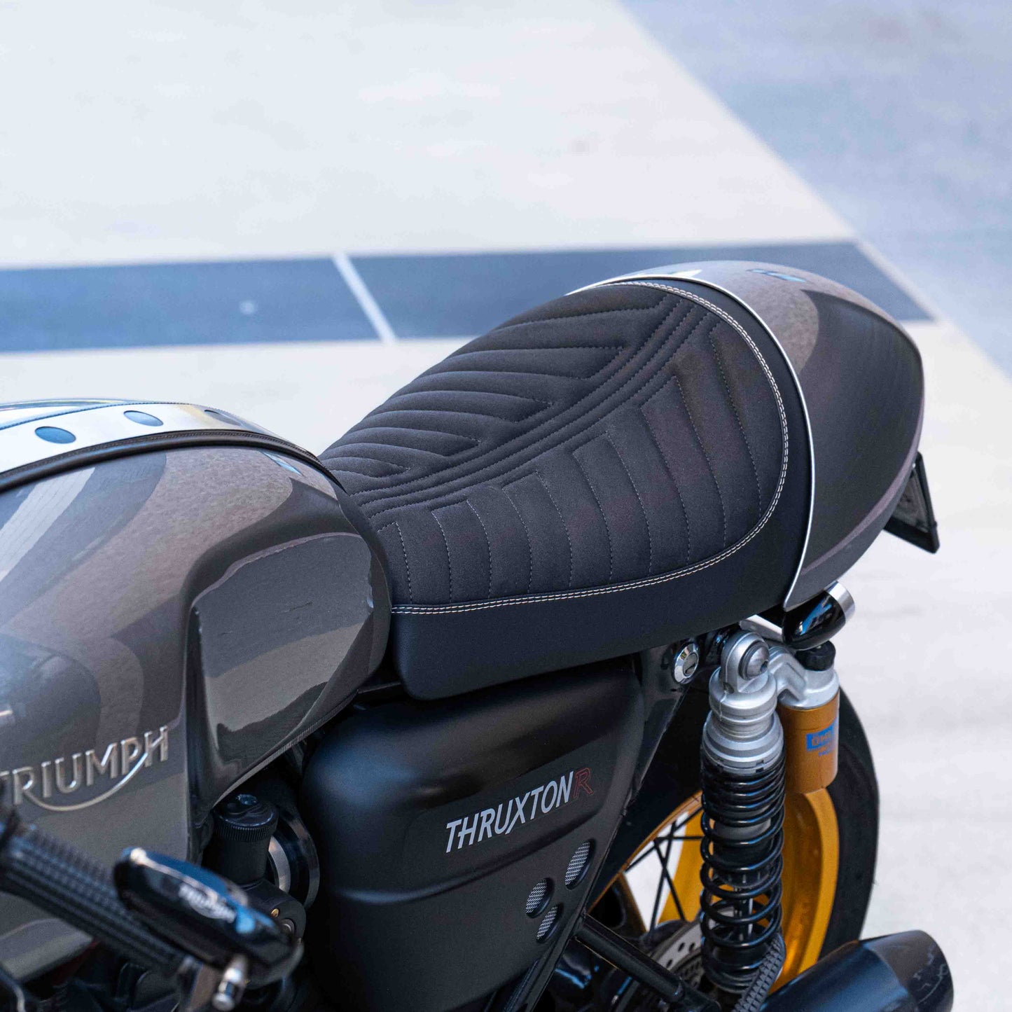 Triumph Thruxton Rs with a Kelpi Custom Moto Seat Trim