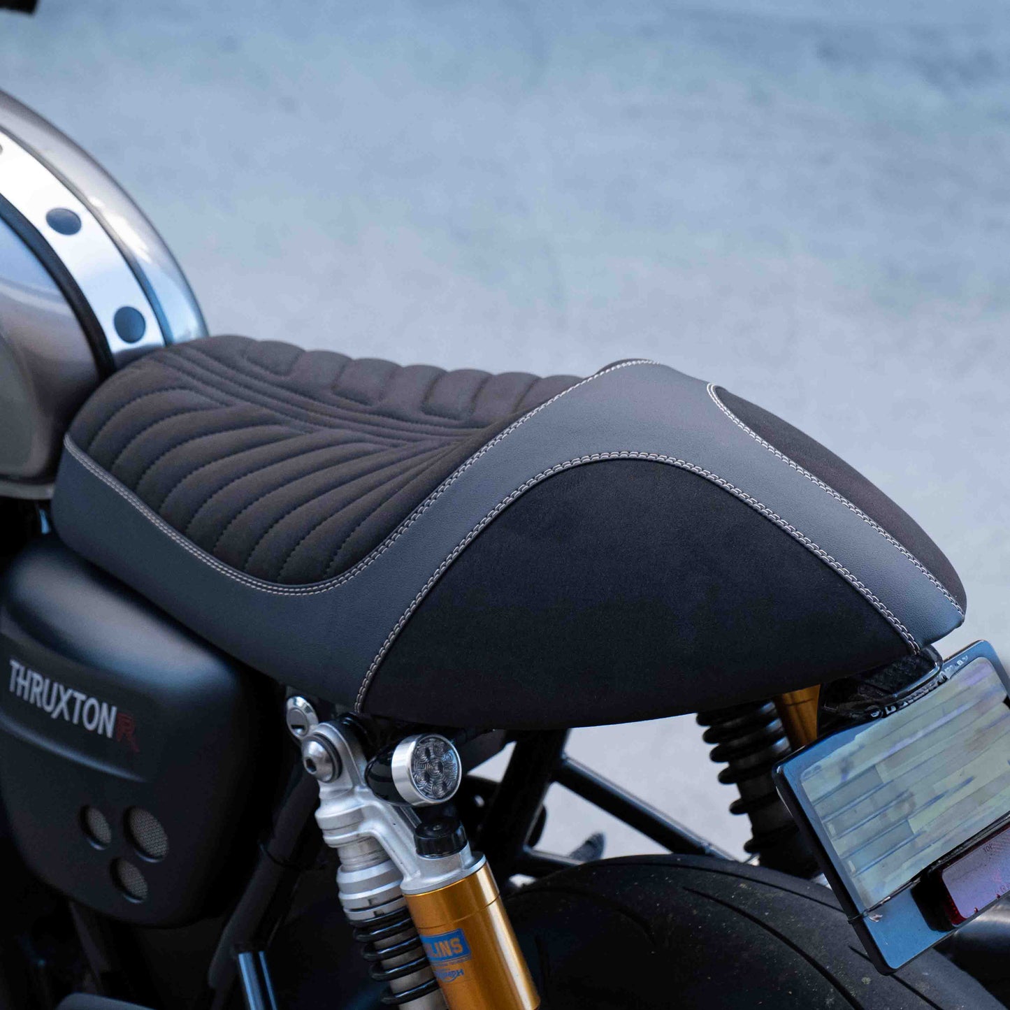 Triumph Thruxton Rs with a Kelpi Custom Moto Seat Trim