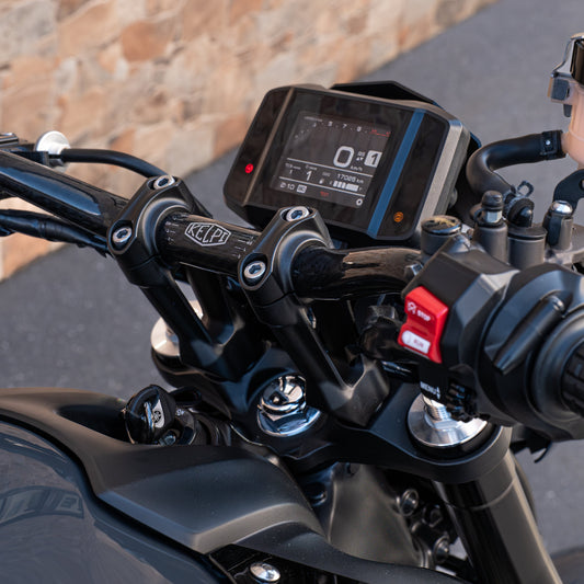 CROSSER CARBON FATBAR