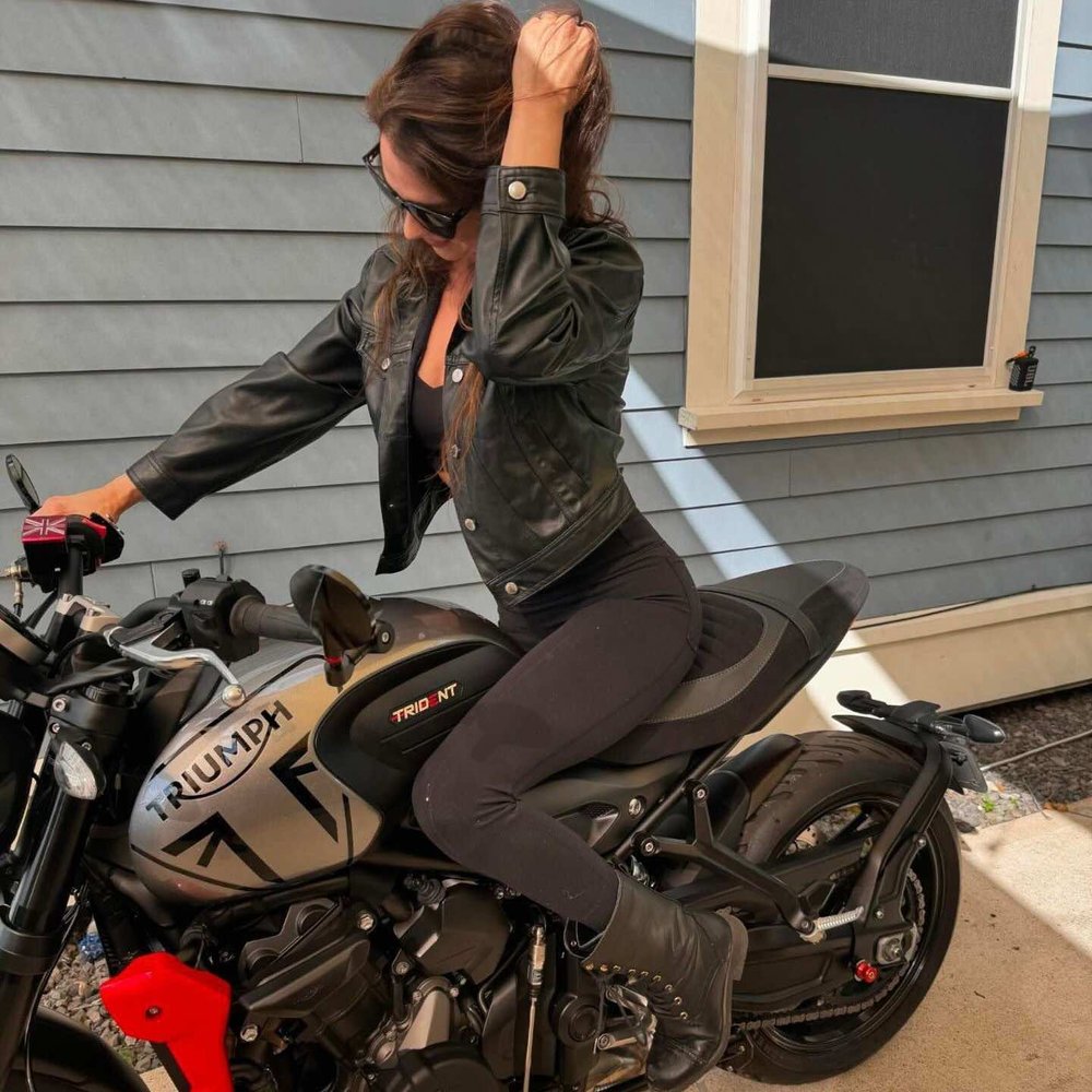 TRIUMPH TRIDENT 660 (2021+) CUSTOM SEAT TRIM