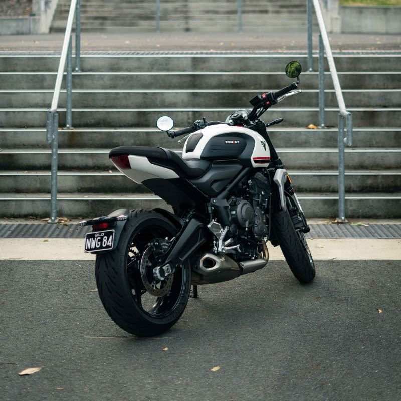 TRIUMPH TRIDENT 660 (2021+) CUSTOM SEAT TRIM