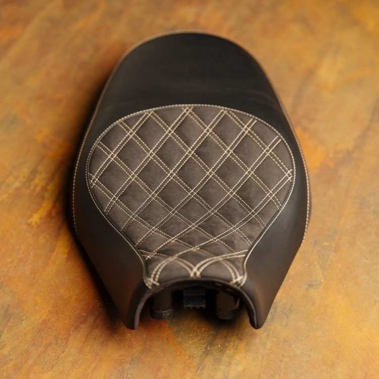KAWASAKI Z650RS (2022+) CUSTOM SEAT TRIM
