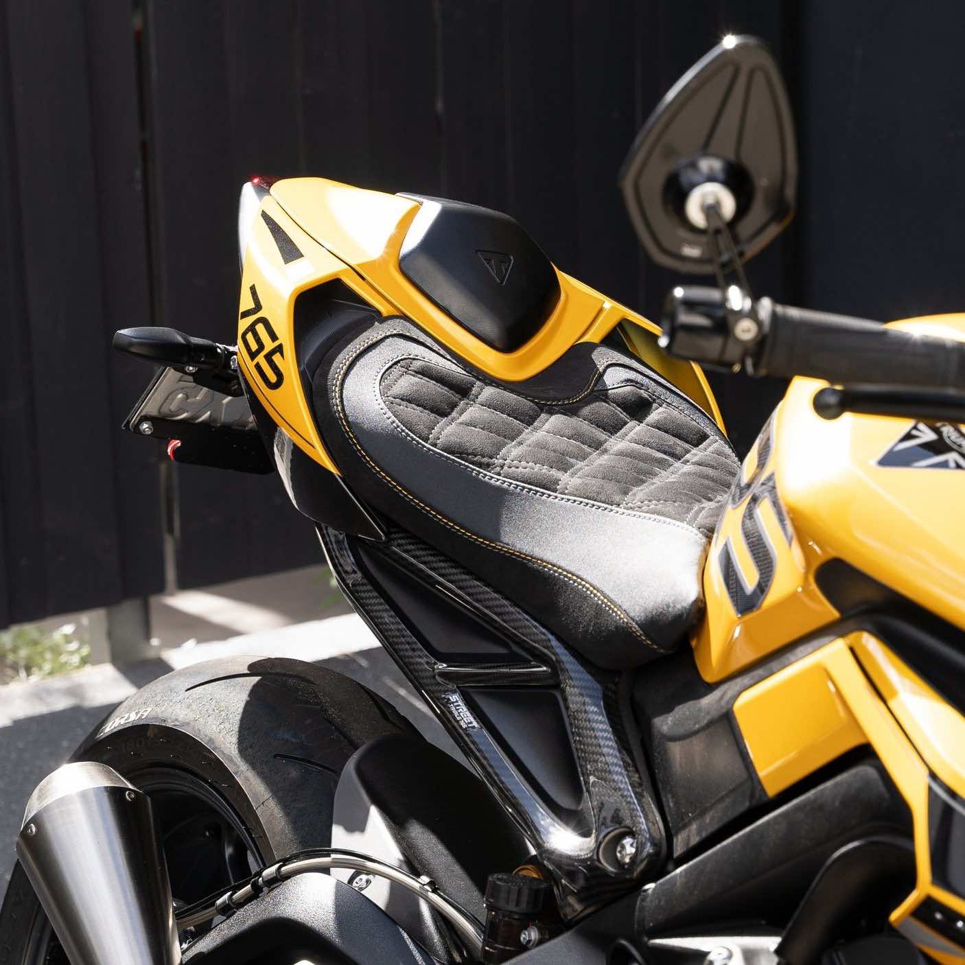 TRIUMPH STREET TRIPLE 765 (2023-2025) COMFORT SEAT TRIM