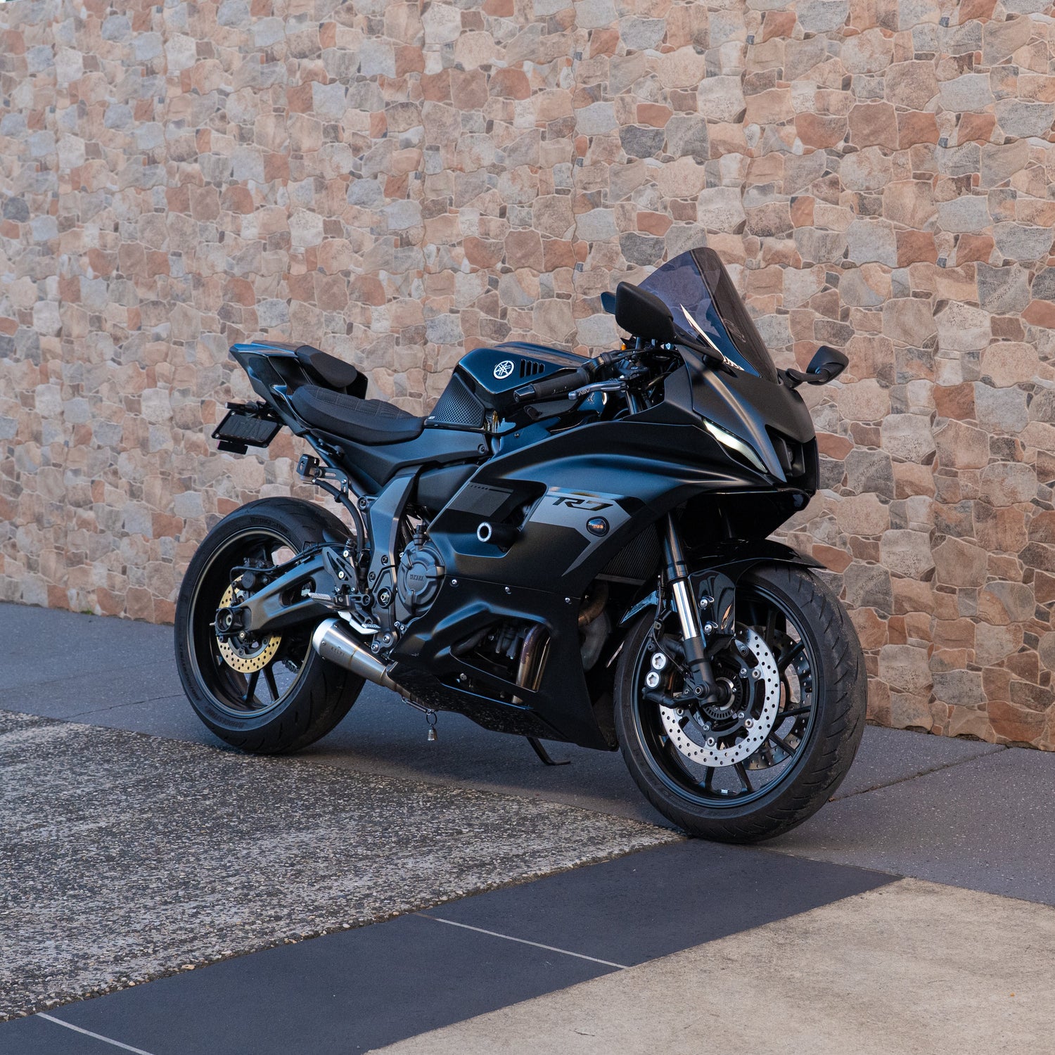 KELPI CUSTOM MOTO | Motorcycle Parts & Accessories