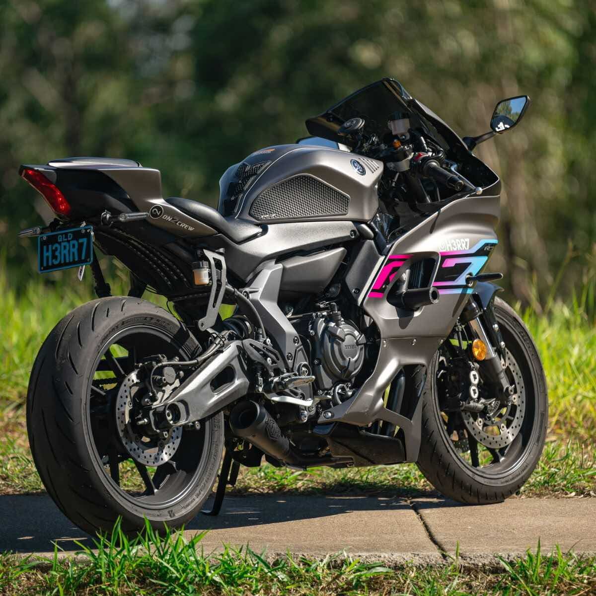 Yamaha R7 (2022-2026+) Full Stainless Exhaust System | Kelpi Custom Moto