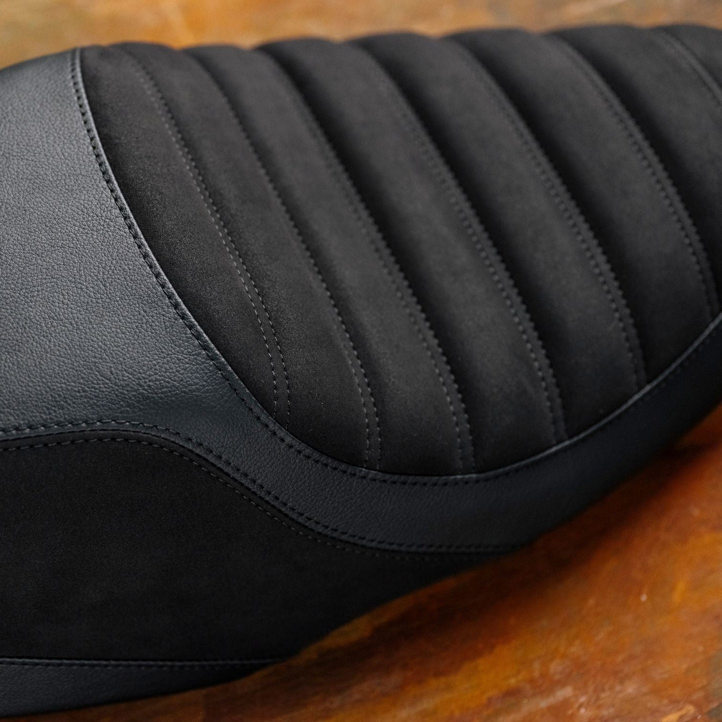 YAMAHA XSR900 (2022-2024) COMFORT SEAT TRIM