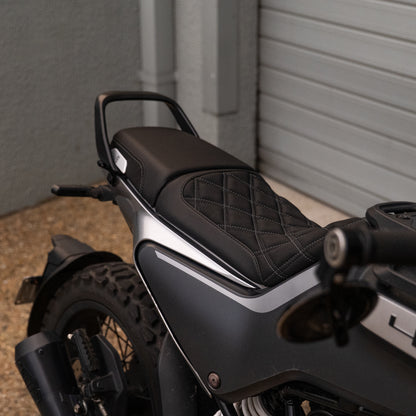 HUSQVARNA SVARTPILEN 401 (2020-2023) COMFORT SEAT TRIM