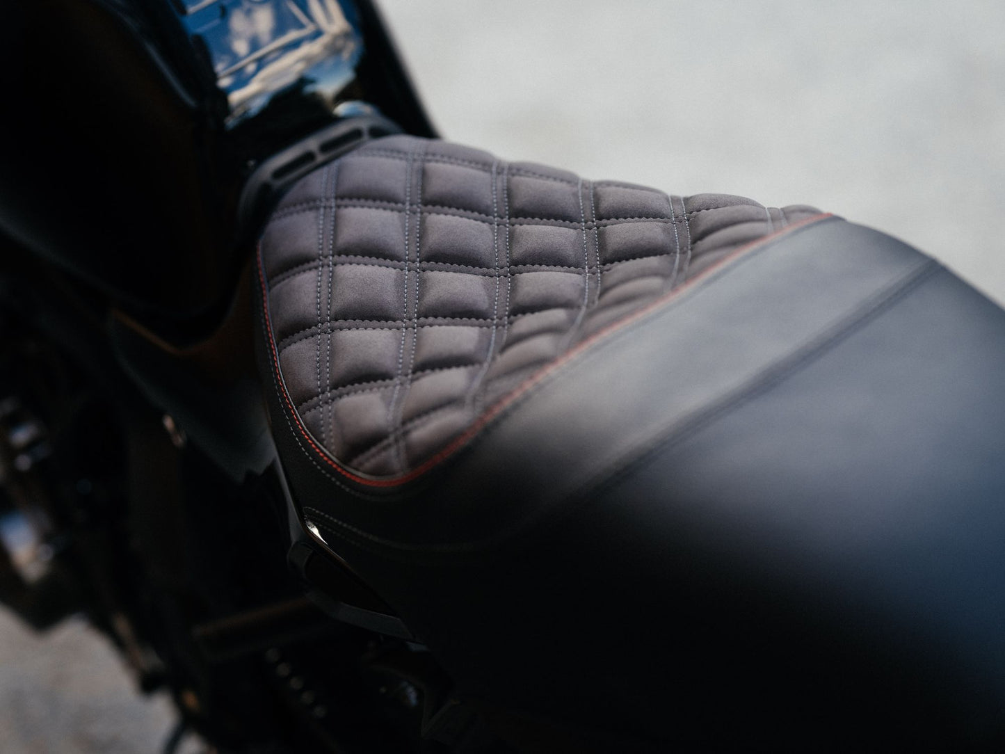 YAMAHA XSR900 (2022-2024) SEAT RESHAPE & CUSTOM TRIM