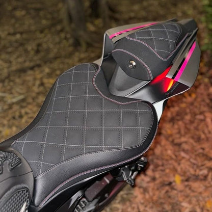 YAMAHA R7 (2022+) COMFORT SEAT TRIM