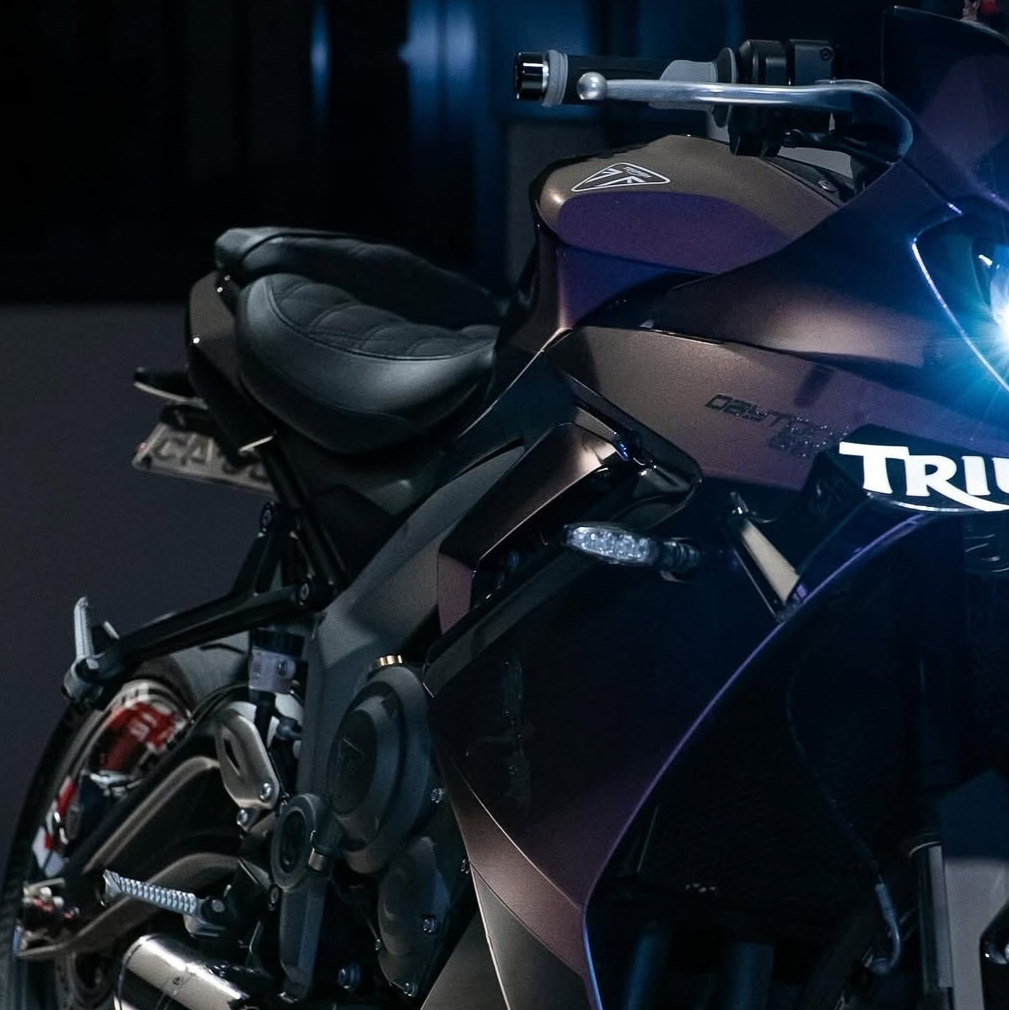 TRIUMPH DAYTONA 660 (2024+) CUSTOM SEAT TRIM
