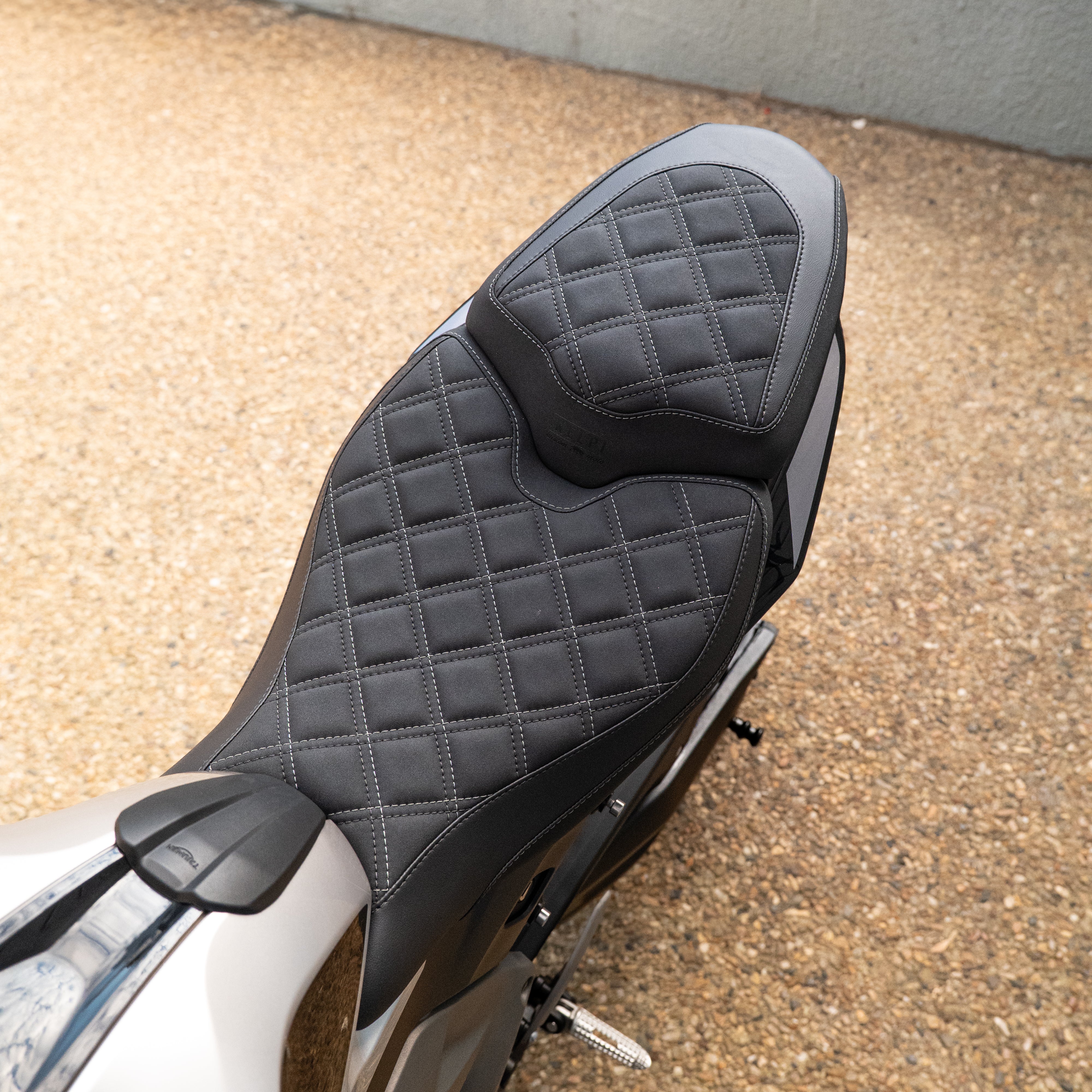 Triumph Daytona 660 (2024+) Custom Seat Trim | Kelpi Custom Moto