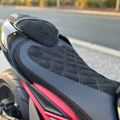 TRIUMPH STREET TRIPLE 765 (2023-2026+) COMFORT SEAT TRIM