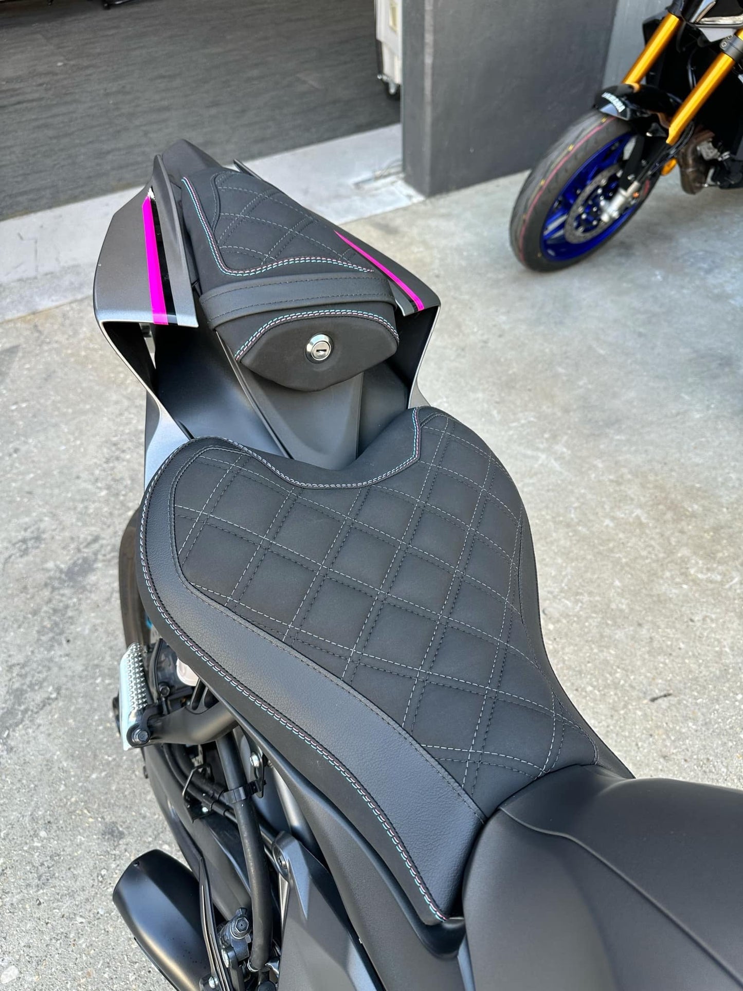 YAMAHA R7 (2022+) COMFORT SEAT TRIM