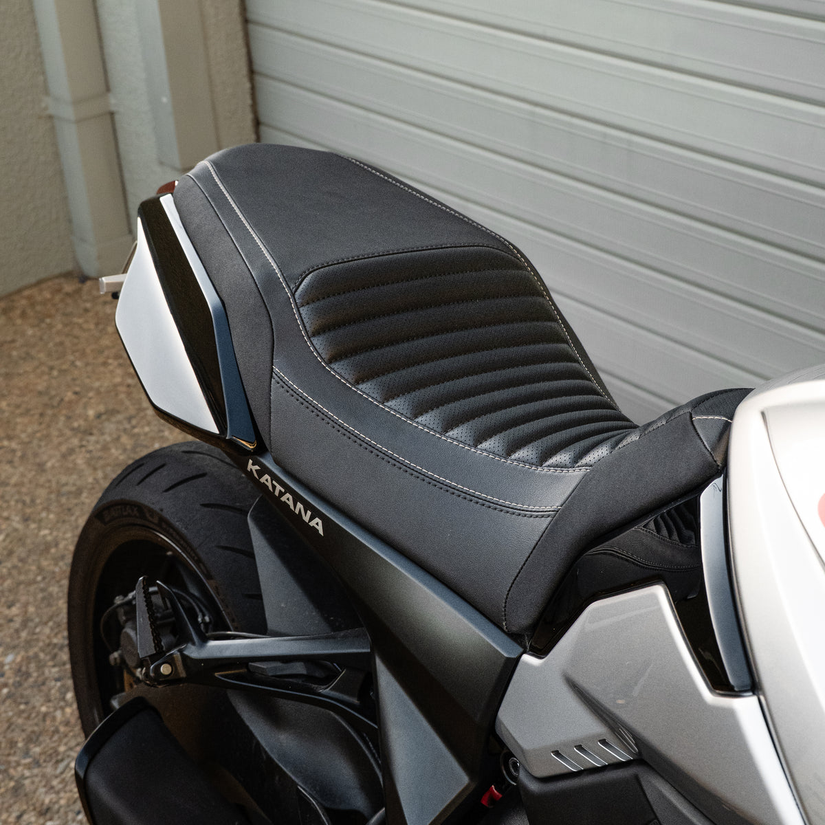 SUZUKI KATANA (2019-2026+) COMFORT SEAT