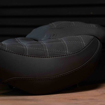 TRIUMPH DAYTONA 660 (2024+) CUSTOM SEAT TRIM