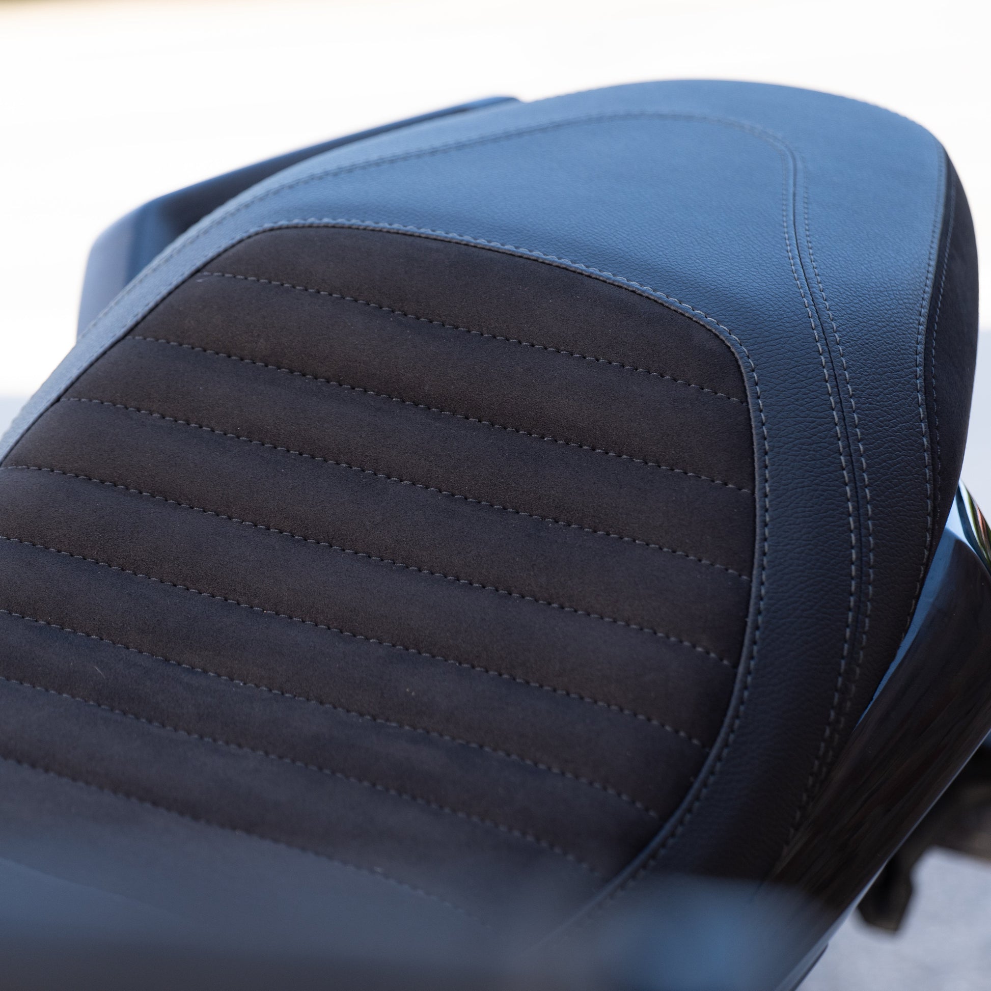 A Triumph Tiger Sport 660 with a Kelpi Custom Moto comfort seat trim