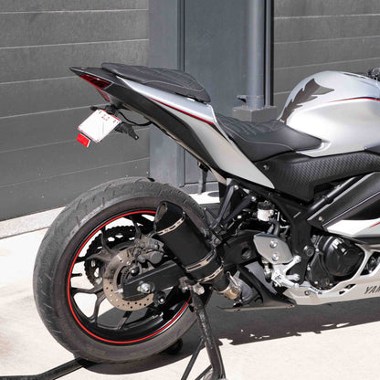 Yamaha R3 with a Kelpi Custom Moto seat trim