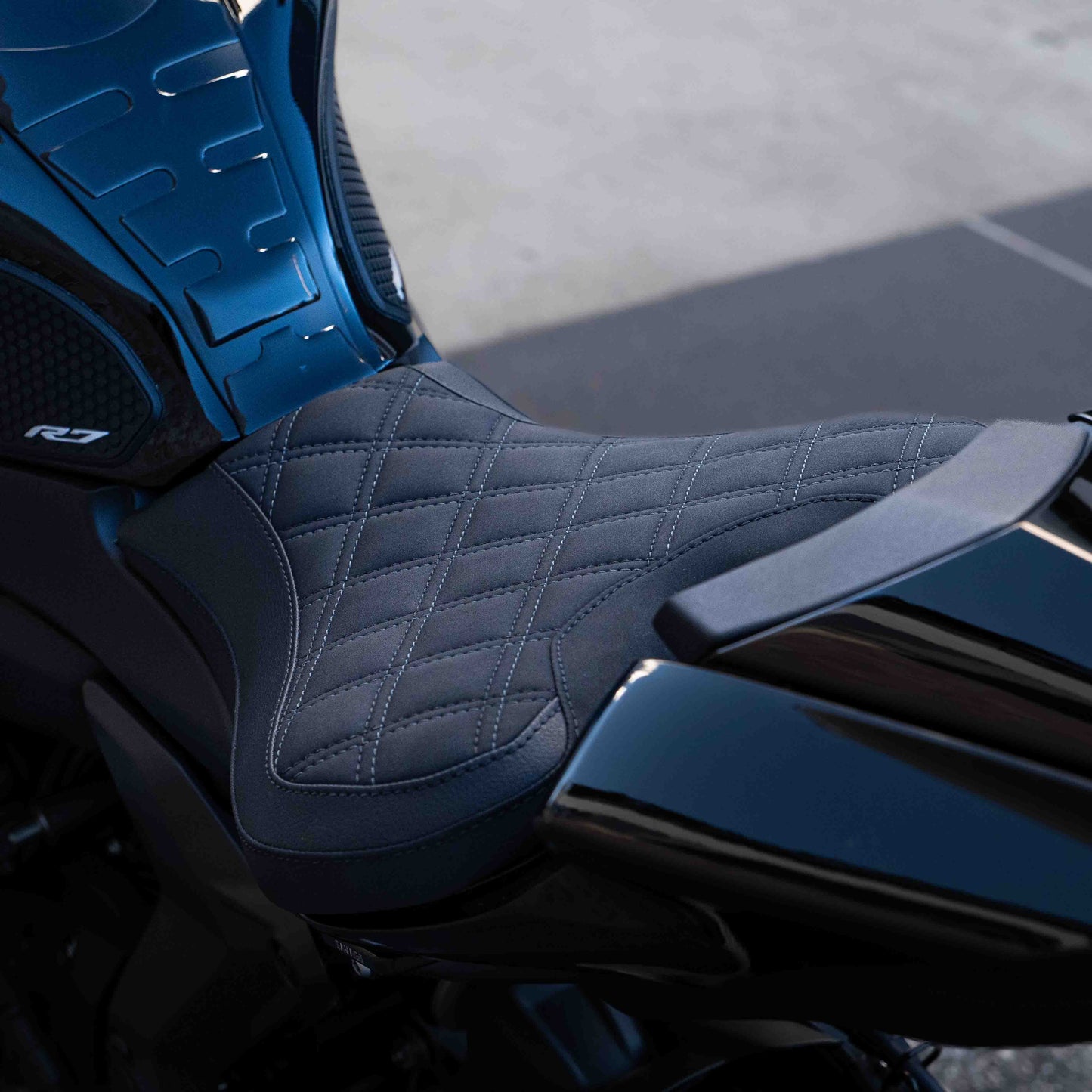 YAMAHA R7 (2022+) COMFORT SEAT TRIM