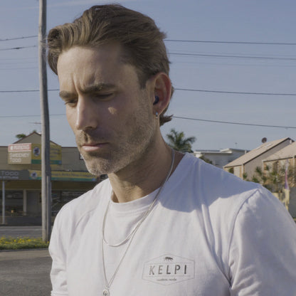 KELPI SIGNATURE TEE