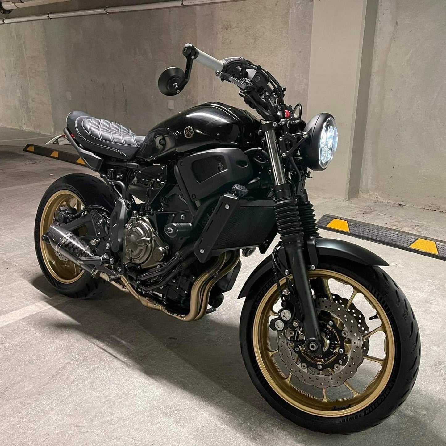 YAMAHA XSR700 (2016-2026+) COMFORT SEAT TRIM